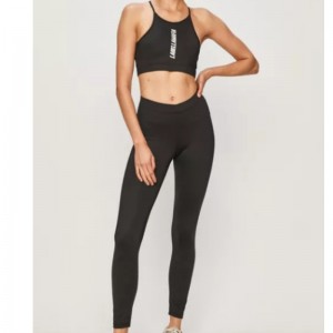 Szoros fit sportruha